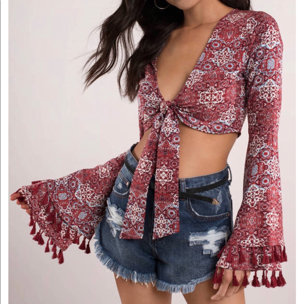 Tobi front-tie crop top